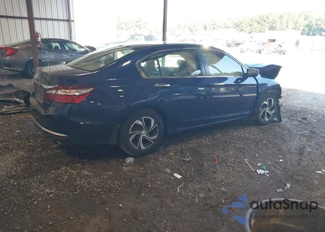 2017 Honda Accord Lx z USA, uszkodzony, nr VIN 1HGCR2F33HA224600